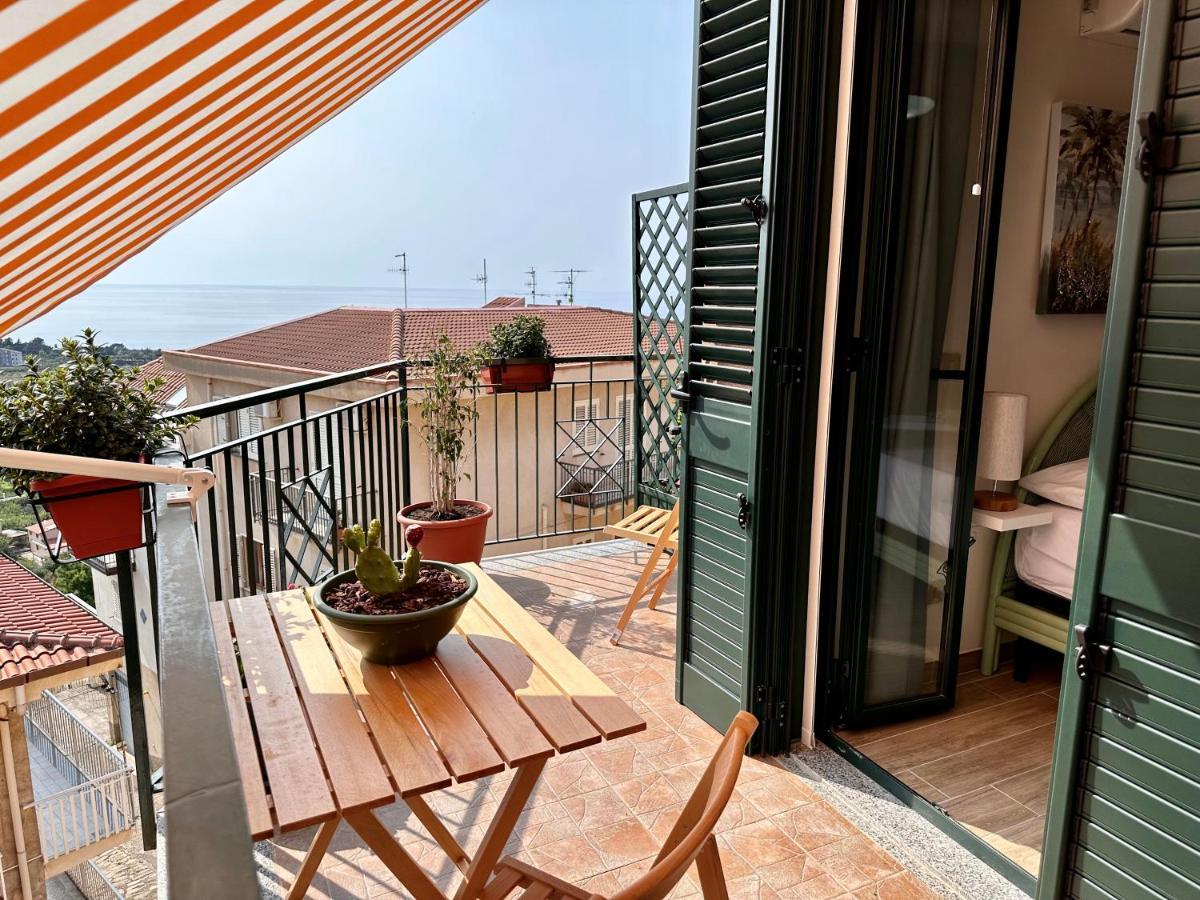 Amuka B&B Santo Stefano di Camastra Exterior foto